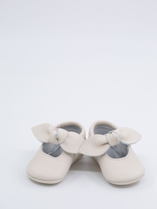 Luz Serisi Beyaz Bebek Makosen Ayakkabı
