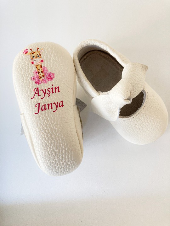 Beyaz Luz İsimli Bebek Ayakkabısı