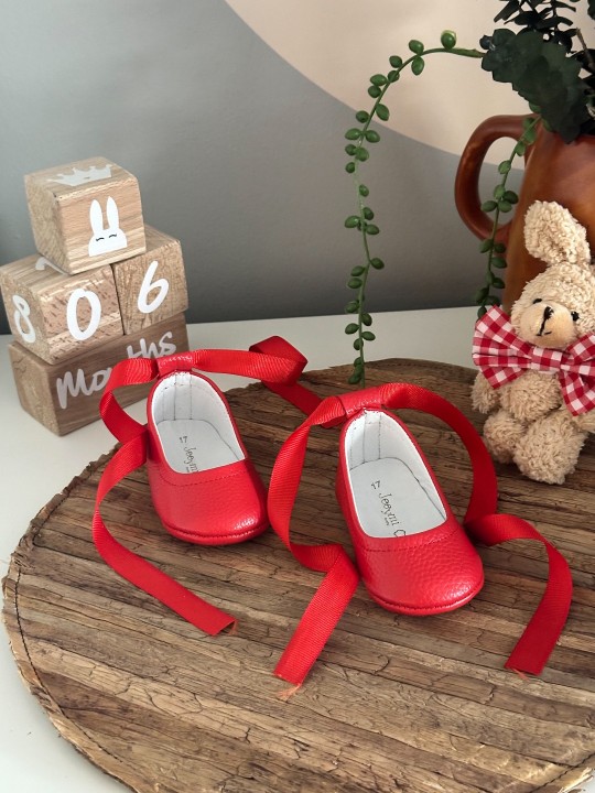 Kırmızı Babet İsimli Kız Bebek Ayakkabısı