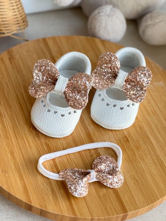 Somon Taşlı Beyaz Shine İsimli Bebek Ayakkabısı Somon Taşlı Beyaz Shine İsimli Bebek Ayakkabısı