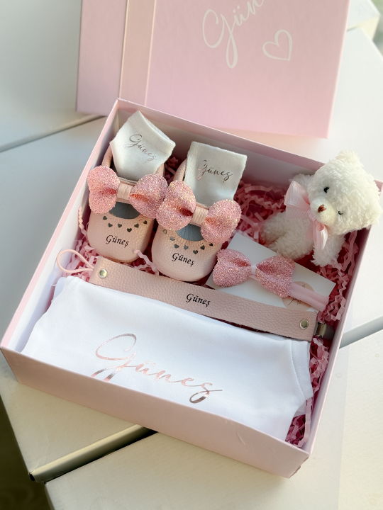 Pembe Shine Zıbınlı Bebek Hediye Seti